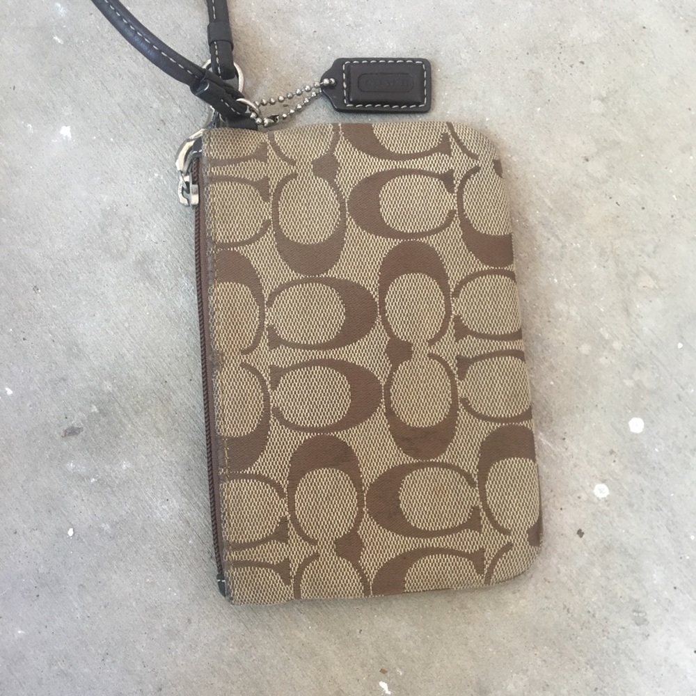 Coach wristlet with leather trim - Picture 2 of 3